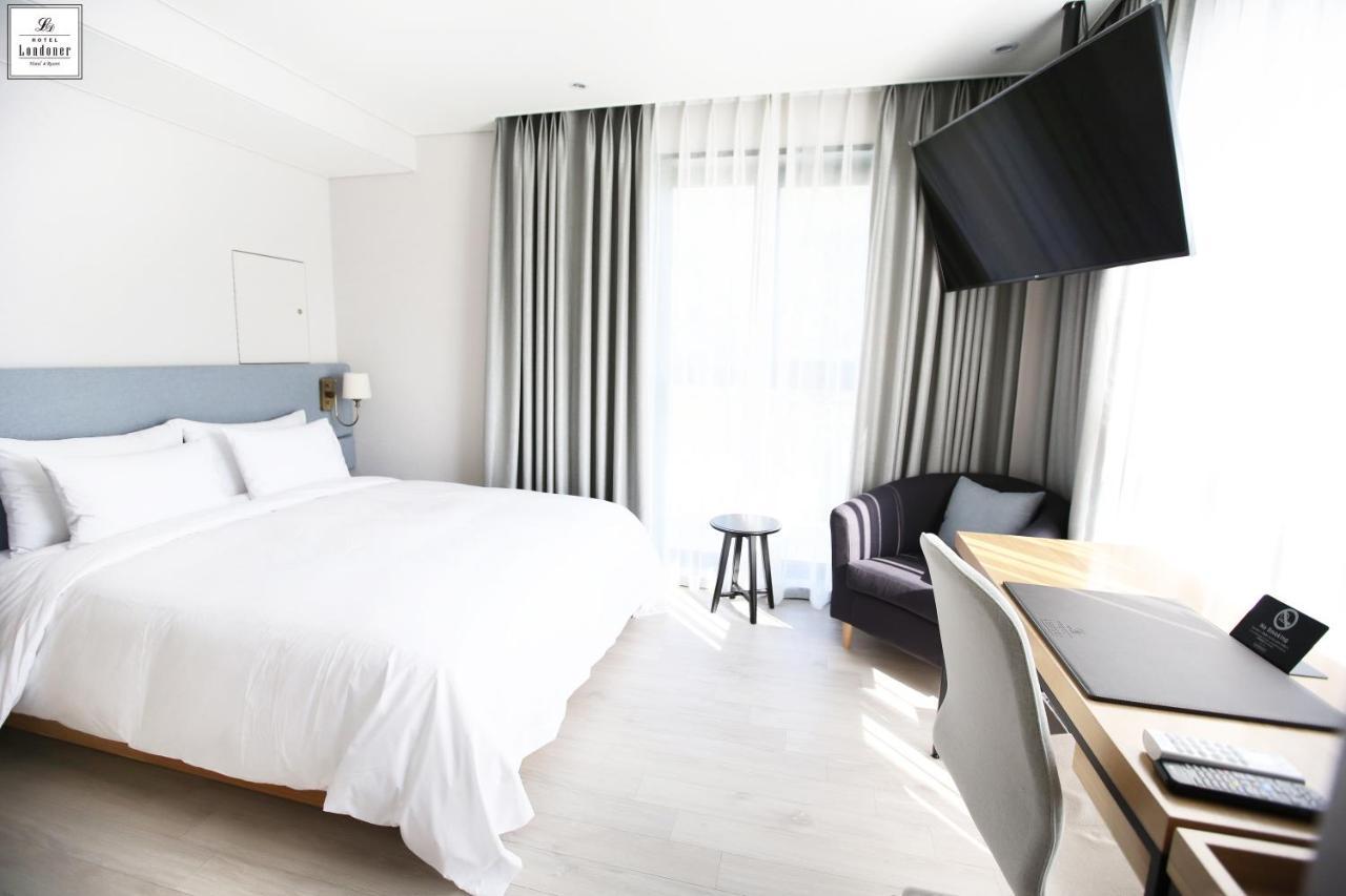 Londoner Hotel Gwangan Пусан Екстериор снимка