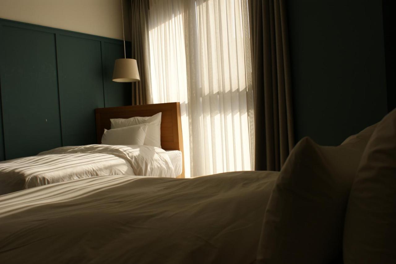 Londoner Hotel Gwangan Пусан Екстериор снимка