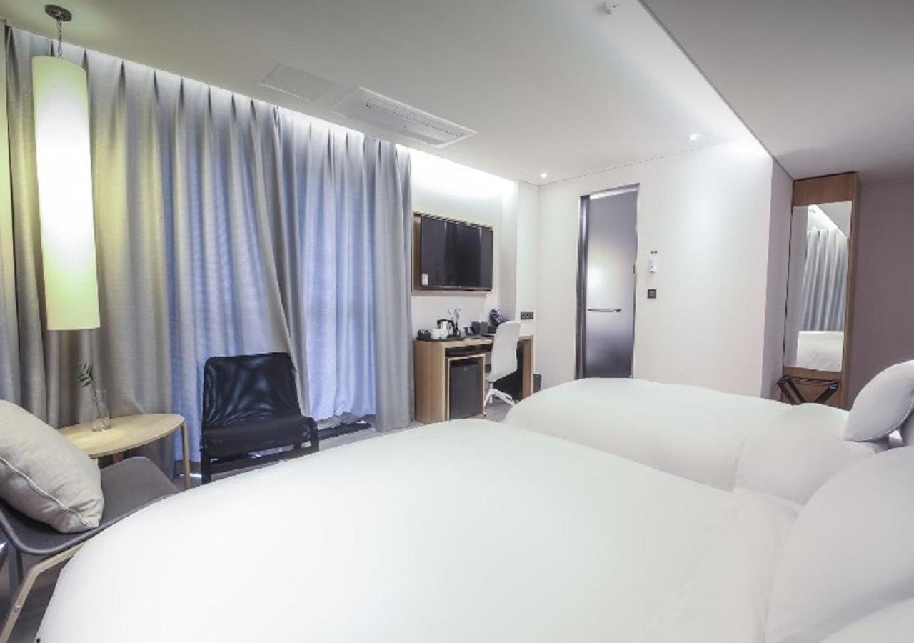 Londoner Hotel Gwangan Пусан Екстериор снимка