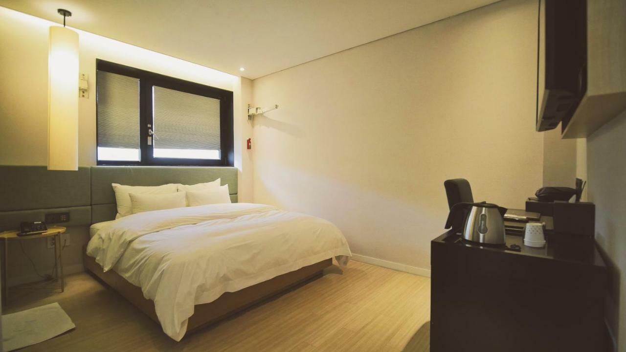Londoner Hotel Gwangan Пусан Екстериор снимка